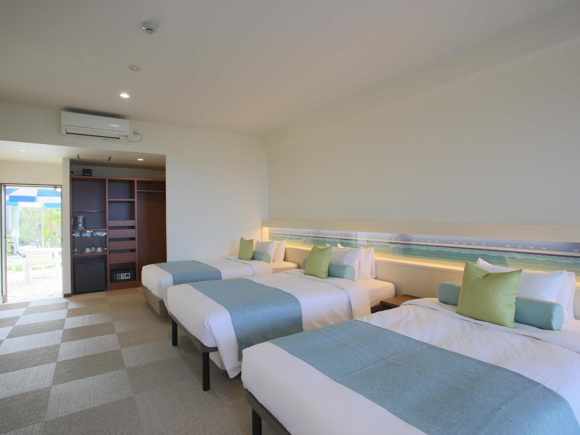 Seven Colors Ishigakijima Hotel Ishigaki  Стая снимка